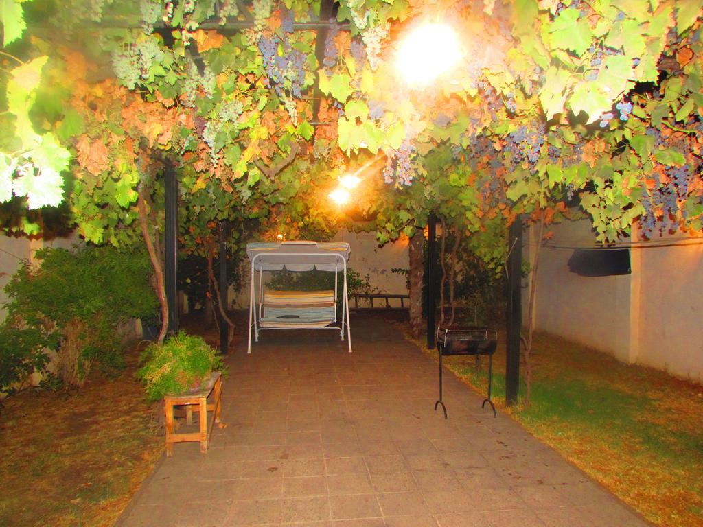 A Pousada La Ruca Santiago Exterior foto